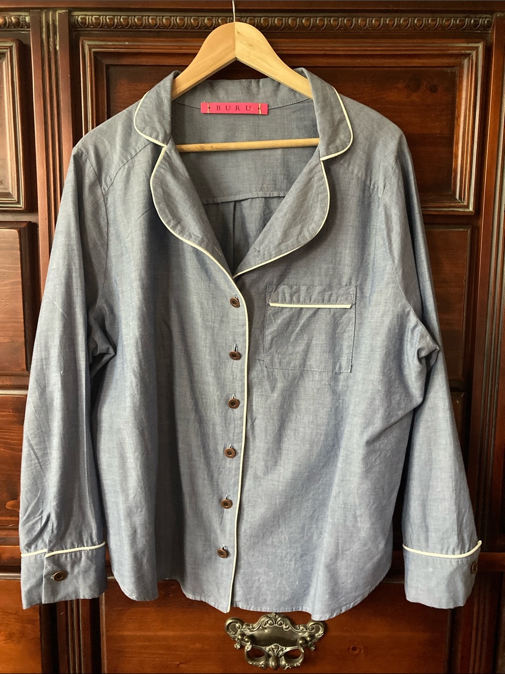 Buru “Pappy sisters” Button-Down Shirt with Contrast Piping